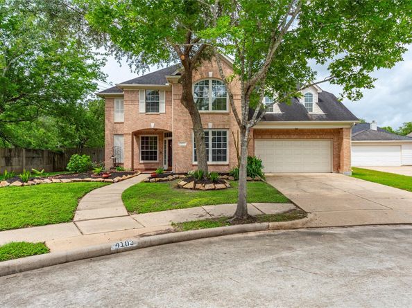 4103 Oak Blossom Court, Houston TX 77059