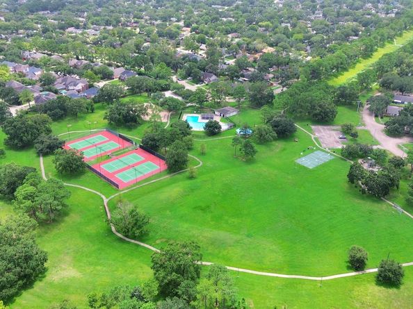 4103 Oak Blossom Court, Houston TX 77059