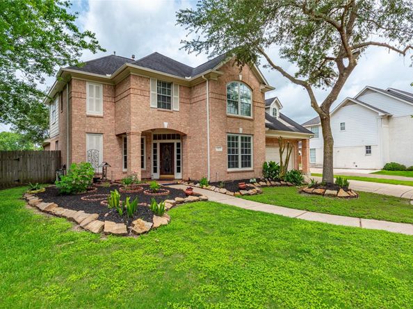 4103 Oak Blossom Court, Houston TX 77059