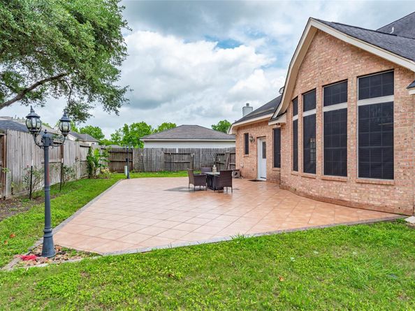 4103 Oak Blossom Court, Houston TX 77059