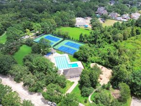 4103 Oak Blossom Court, Houston TX 77059