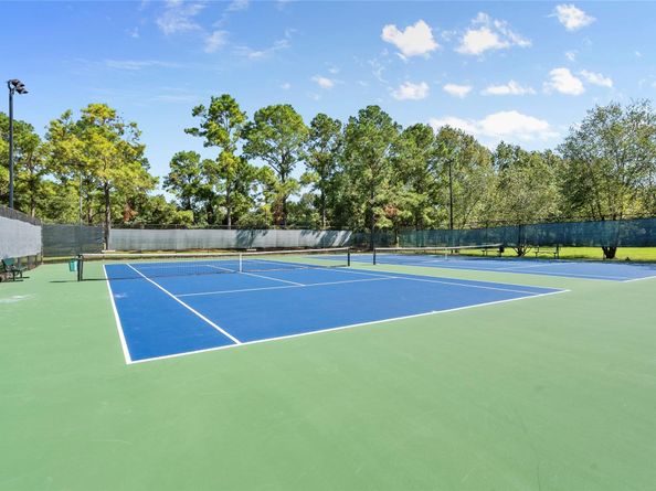 4103 Oak Blossom Court, Houston TX 77059