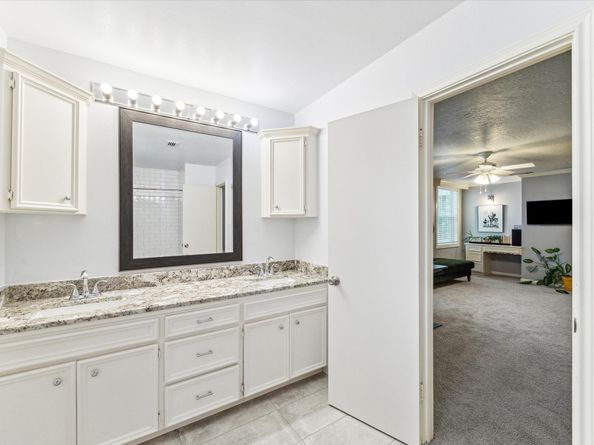 3106 Redwood Lodge Drive, Kingwood TX 77339
