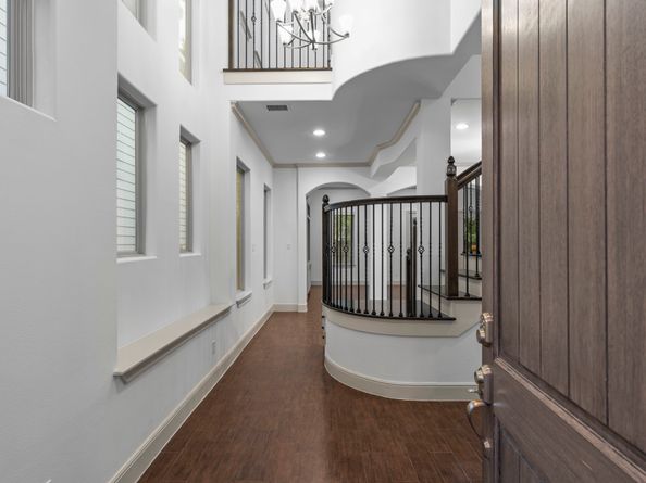 10 Jarvis Row Circle, The Woodlands TX 77380