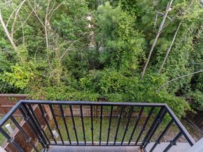 10 Jarvis Row Circle, The Woodlands TX 77380