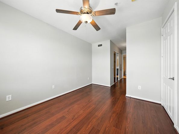 7575 Kirby Drive 2204, Houston TX 77030