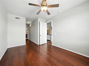 7575 Kirby Drive 2204, Houston TX 77030