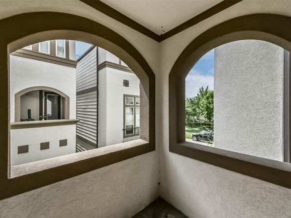 6107 Stillman Street, Houston TX 77007