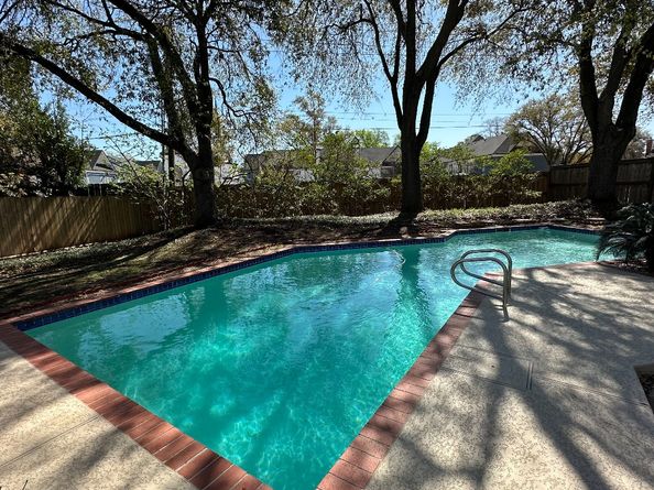 11804 Westmere Drive, Houston TX 77077