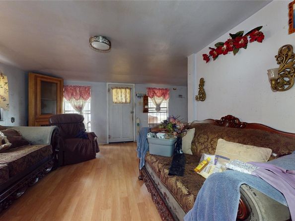 415 Briarcliff Drive, Houston TX 77076