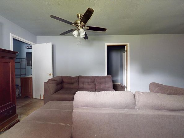 415 Briarcliff Drive, Houston TX 77076