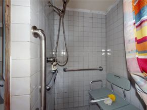 415 Briarcliff Drive, Houston TX 77076