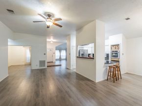8526 Greenleaf Lake Drive, Houston TX 77095