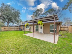 8526 Greenleaf Lake Drive, Houston TX 77095