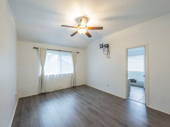 8526 Greenleaf Lake Drive, Houston TX 77095