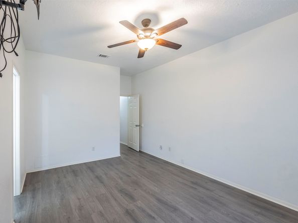 8526 Greenleaf Lake Drive, Houston TX 77095