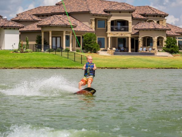 19422 Meadow Lakes Drive, Cypress TX 77433