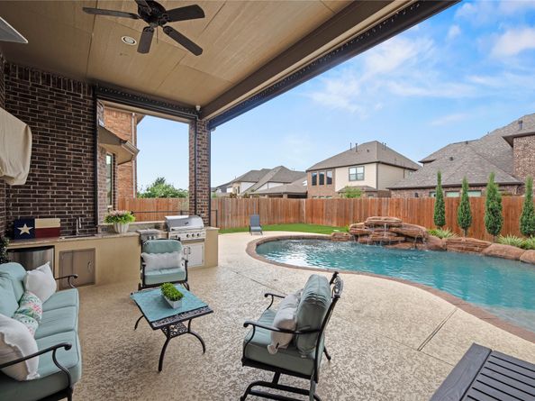 19422 Meadow Lakes Drive, Cypress TX 77433