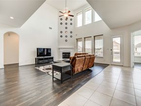 1820 Rocky Hills Drive, Conroe TX 77304