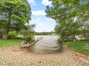 18617 Egret Bay Boulevard 308, Webster TX 77058
