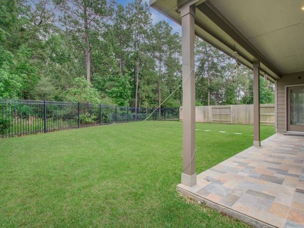 27817 Ellie Oak Lane, Spring TX 77386