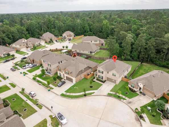 27817 Ellie Oak Lane, Spring TX 77386