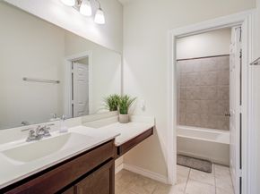 27817 Ellie Oak Lane, Spring TX 77386