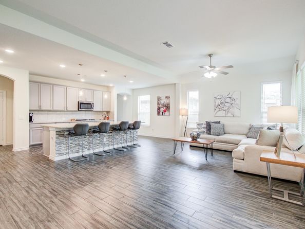 27817 Ellie Oak Lane, Spring TX 77386