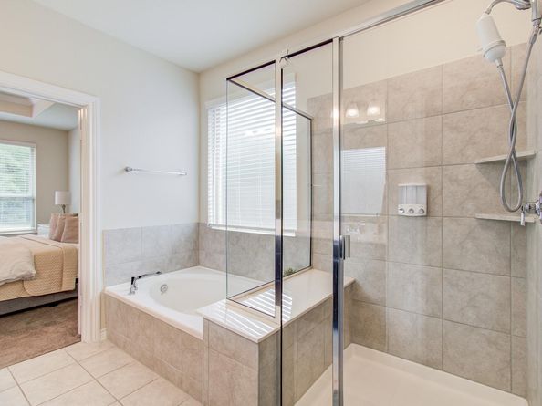 27817 Ellie Oak Lane, Spring TX 77386