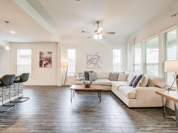 27817 Ellie Oak Lane, Spring TX 77386