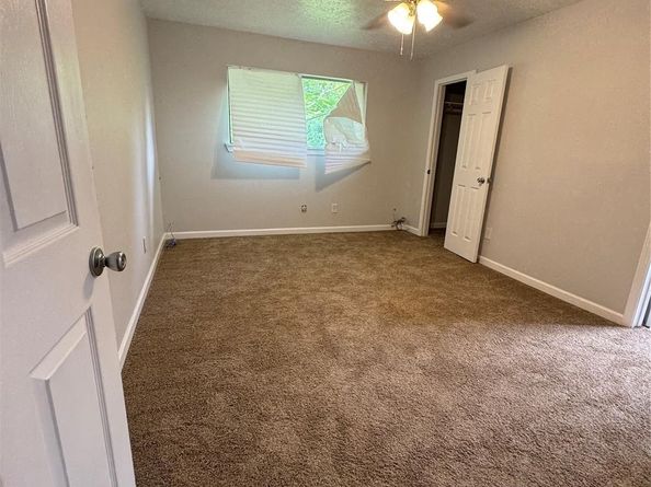 335 Haymarket Lane, Houston TX 77015