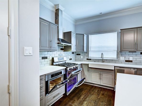 5507 Darling Street, Houston TX 77007