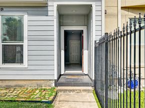 5507 Darling Street, Houston TX 77007