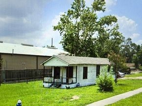 6221 Peg Street, Houston TX 77092