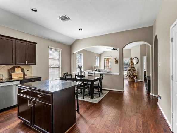 614 Pedernales Street, Webster TX 77598