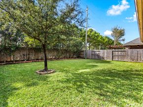 614 Pedernales Street, Webster TX 77598
