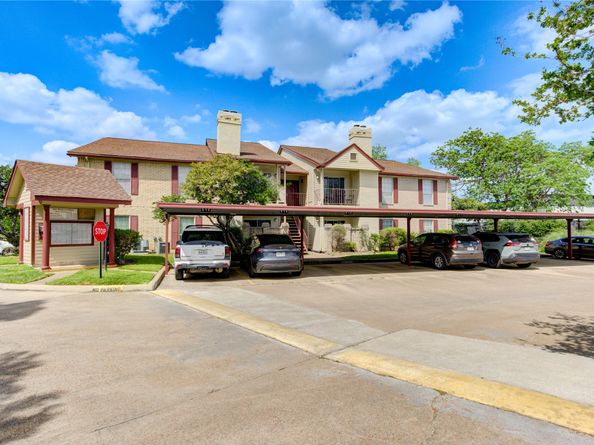 2120 El Paseo Street 404, Houston TX 77054
