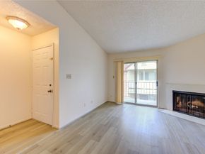 2120 El Paseo Street 404, Houston TX 77054