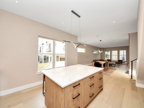 5753 Kiam St, Houston TX 77007