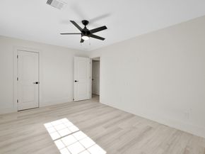 6026 Willowbend Boulevard, Houston TX 77096