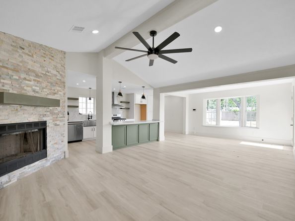 6026 Willowbend Boulevard, Houston TX 77096
