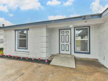 1011 Cedar Post Court