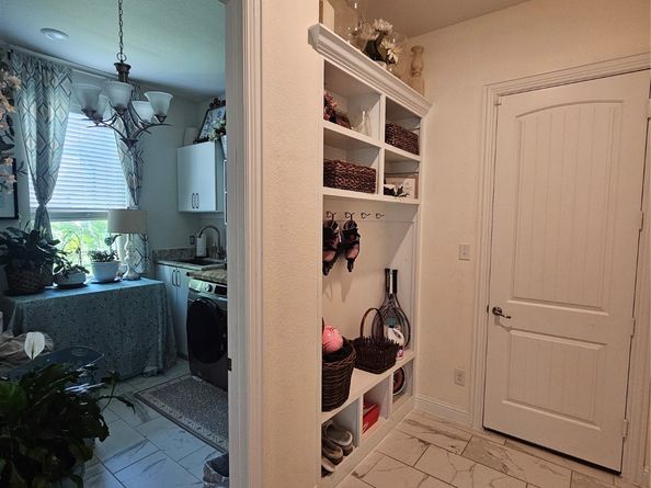 1013 Goose Creek Street, Webster TX 77598