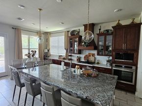 1013 Goose Creek Street, Webster TX 77598