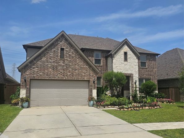 1013 Goose Creek Street, Webster TX 77598