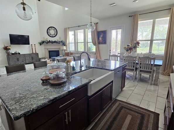 1013 Goose Creek Street, Webster TX 77598