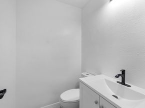 126 Oryan Court, Houston TX 77015