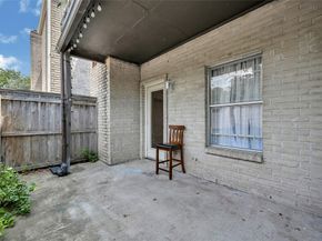 2011 Spenwick Drive 415, Houston TX 77055