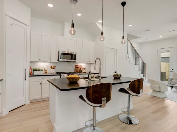 311 Marcella Street A, Houston TX 77091