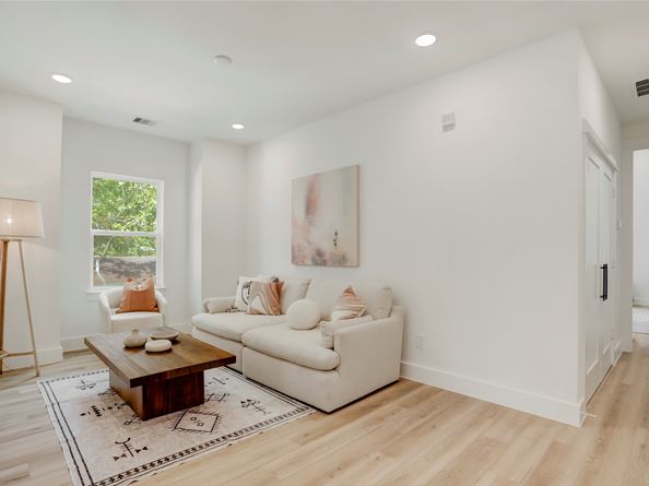 311 Marcella Street A, Houston TX 77091